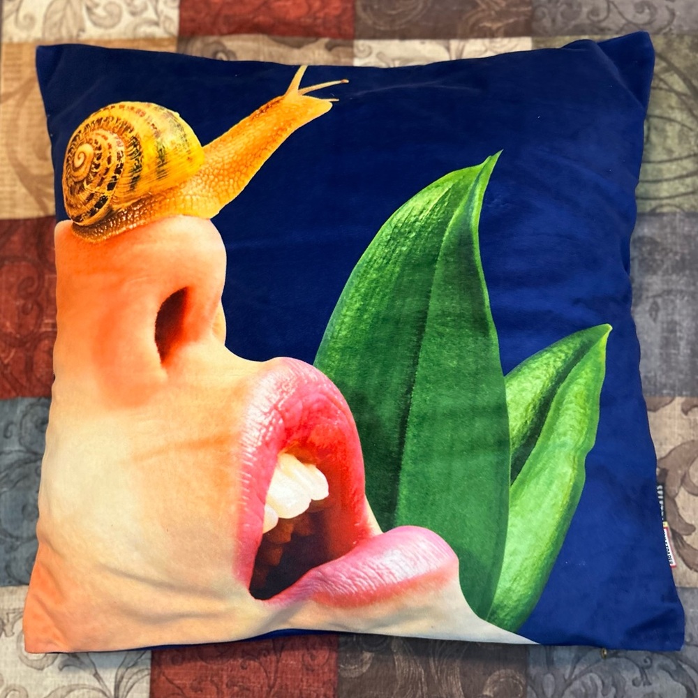 Seletti Toiletpaper Cushion Snail